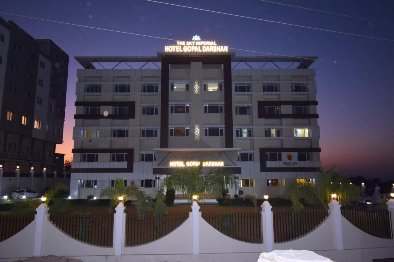 The Sky Imperial- Hotel Gopal Darshan Nāthdwāra Dış mekan fotoğraf